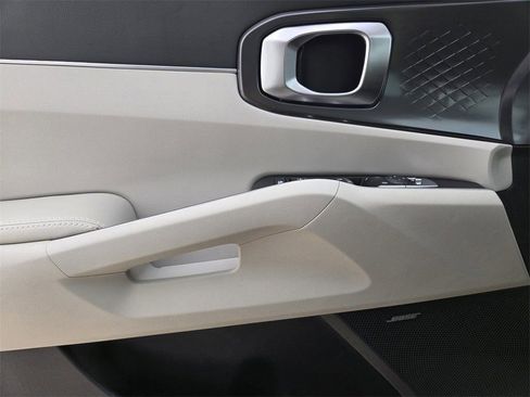 New 2026 Kia Sorento EX w/ EX Premium Package FWD image 18