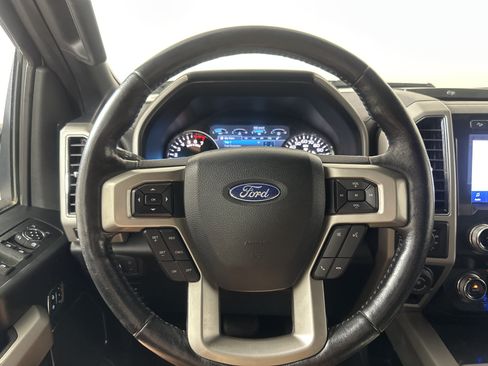 Used 2020 Ford F150 Lariat w/ Equipment Group 502A Luxury AWD/4WD image 12