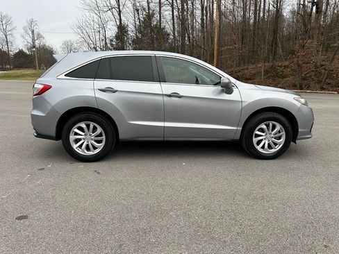 Used 2018 Acura RDX FWD w/ Technology Package image 2