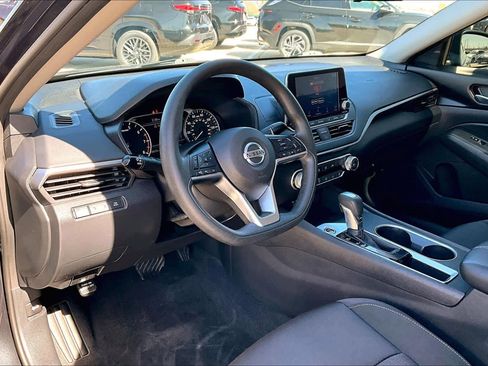 Certified 2022 Nissan Altima 2.5 SV FWD image 29