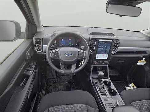 New 2025 Ford Ranger XL image 9