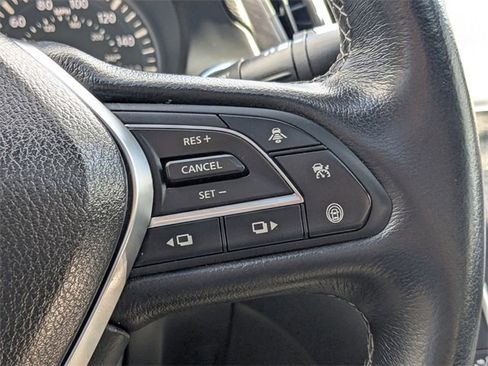 Used 2022 INFINITI Q50 Sensory image 24