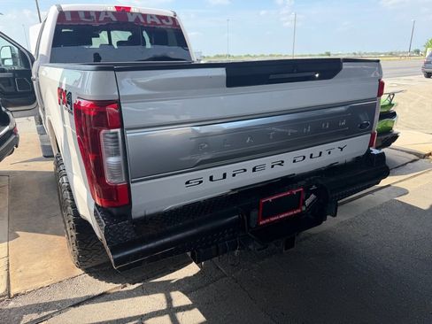 Used 2019 Ford F350 Platinum w/ Platinum Ultimate Package AWD/4WD image 22
