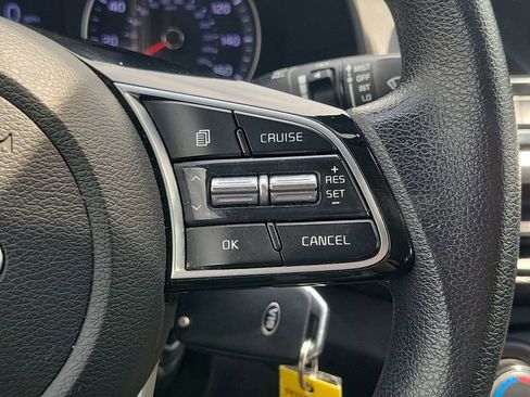 Used 2021 Kia Forte LXS FWD image 23