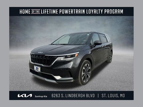 Used 2024 Kia Carnival EX image 1