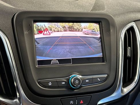 Used 2024 Chevrolet Equinox LT AWD/4WD image 19