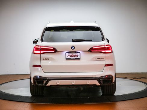Used 2022 BMW X5 sDrive40i w/ M Sport Package RWD image 3