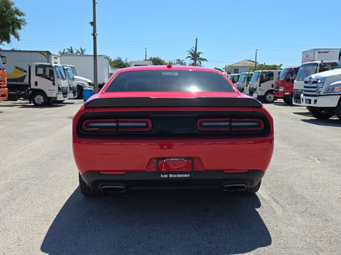 Used 2021 Dodge Challenger SXT w/ Plus Package RWD image 6