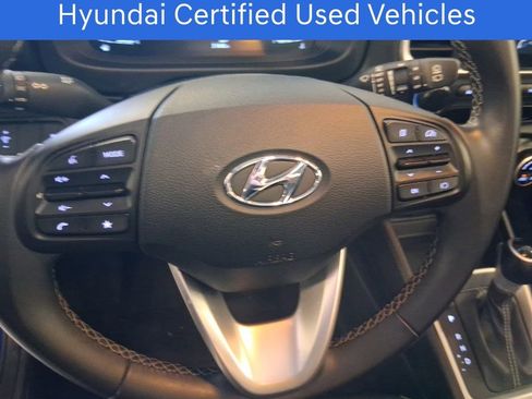 Certified 2025 Hyundai Venue SEL image 24