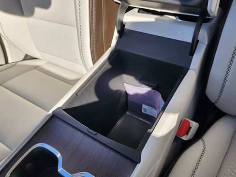 New 2026 GMC Acadia Denali image 38