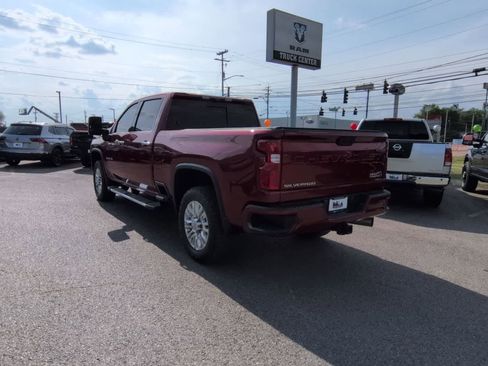 Used 2021 Chevrolet Silverado 2500 High Country w/ Z71 Off-Road Package AWD/4WD image 6
