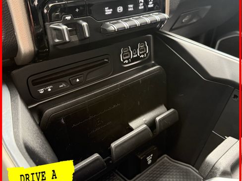Used 2019 RAM 3500 Laramie image 27