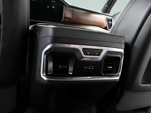 Used 2024 GMC Sierra 3500 Denali Ultimate image 24