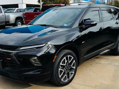 Used 2023 Chevrolet Blazer RS w/ Driver Confidence II Package image 5