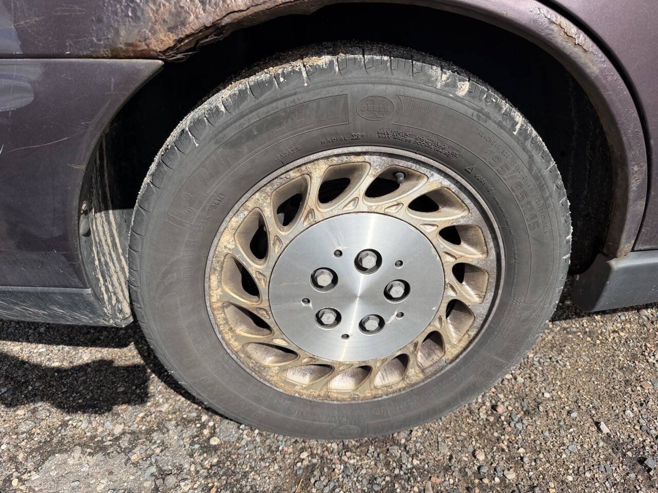 Used 2000 Saturn L-Series LS2 FWD image 11