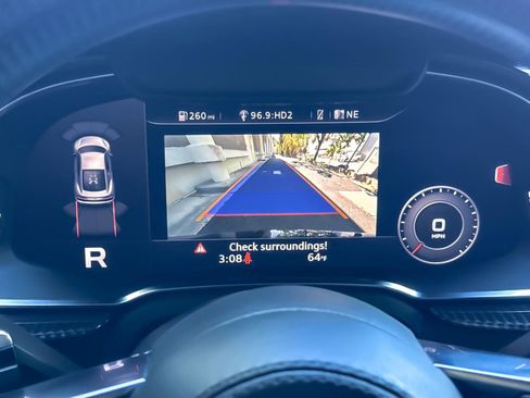 Used 2022 Audi R8 V10 w/ Premium Package RWD image 18