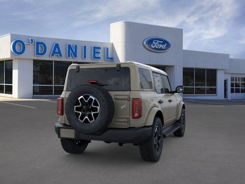 New 2026 Ford Bronco Outer Banks AWD/4WD image 8