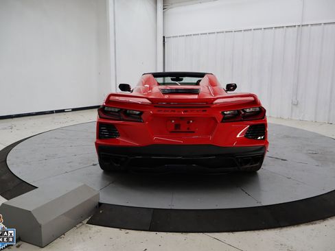 Used 2023 Chevrolet Corvette Stingray Premium Conv w/ Z51 Performance Package RWD image 4