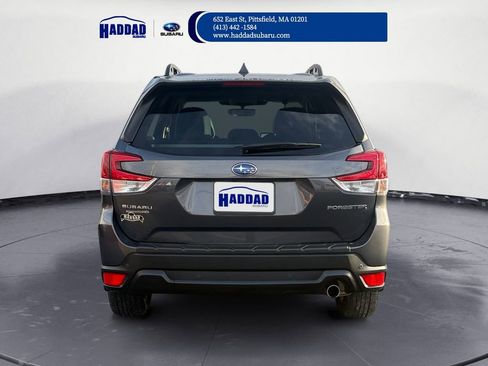 Certified 2023 Subaru Forester Limited image 5