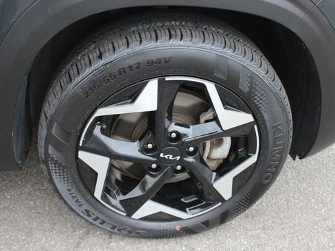Certified 2024 Kia Seltos EX AWD/4WD image 35