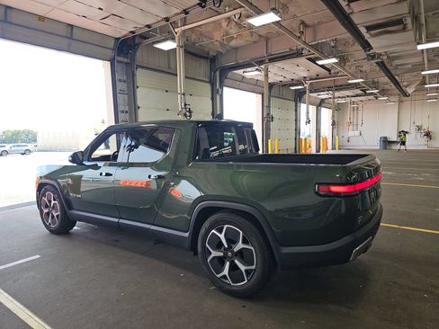 Used 2024 Rivian R1T Adventure AWD/4WD image 7