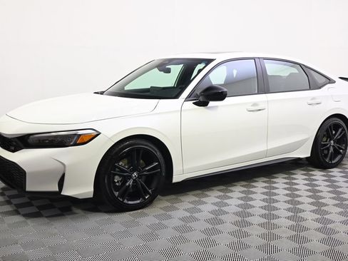 Used 2026 Honda Civic Si image 2