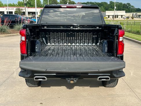 Used 2025 Chevrolet Silverado 1500 RST w/ Z71 Off-Road Package AWD/4WD image 24