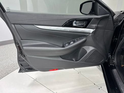 Used 2021 Nissan Maxima 3.5 SV w/ Floor Mat Group FWD image 12