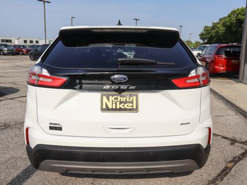 Used 2024 Ford Edge SEL AWD/4WD image 5
