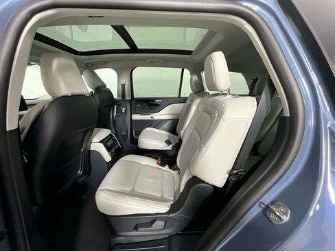 Used 2025 Lincoln Aviator Reserve image 25
