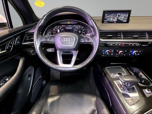 Used 2018 Audi Q7 3.0T Premium Plus w/ Premium Plus Package AWD/4WD image 9