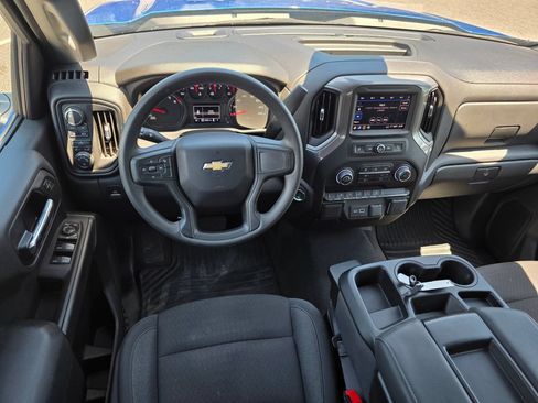 Used 2025 Chevrolet Silverado 1500 Custom AWD/4WD image 27