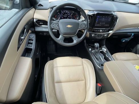 Used 2022 Chevrolet Traverse Premier w/ LPO, Floor Liner Package FWD image 13