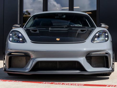 Certified 2024 Porsche 718 Cayman GT4 RS RWD image 8