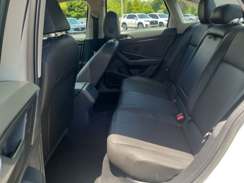 Used 2019 Volkswagen Jetta SEL FWD image 9
