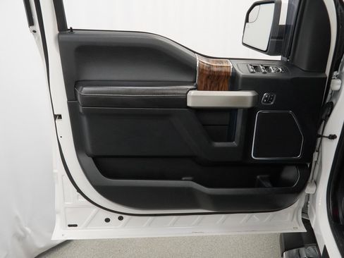 Used 2019 Ford F150 Lariat w/ Trailer Tow Package image 42