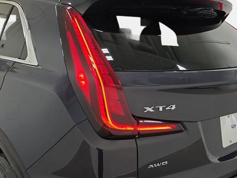 Certified 2025 Cadillac XT4 Premium Luxury image 30