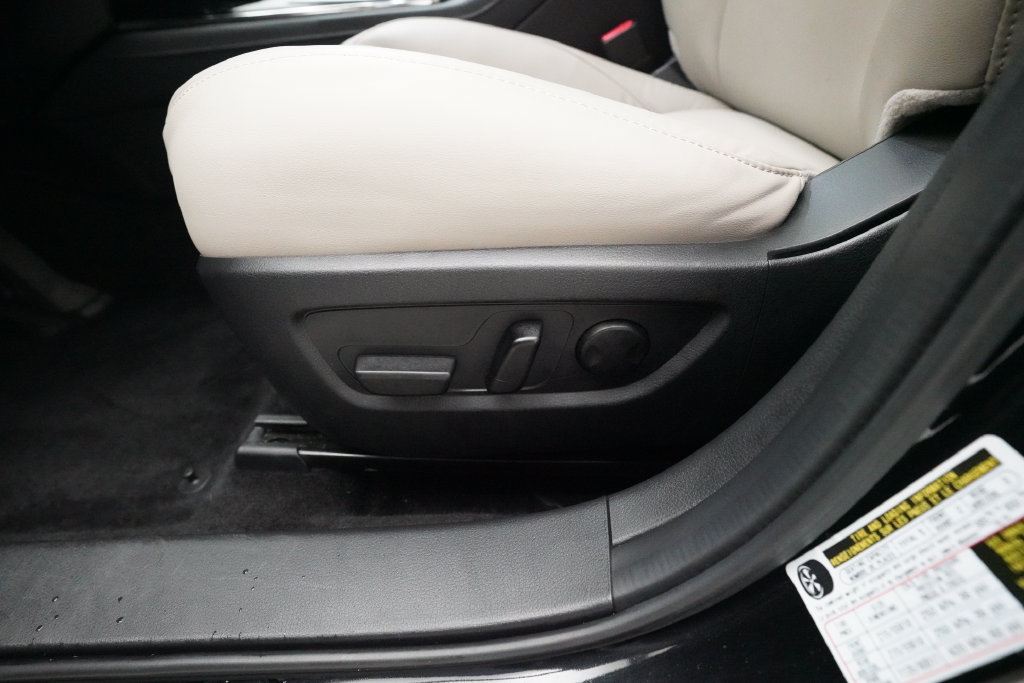 Certified 2024 MAZDA CX-30 AWD 2.5 S w/ Preferred Package image 28