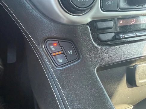 Used 2019 GMC Yukon SLT w/ Open Road Package RWD image 37