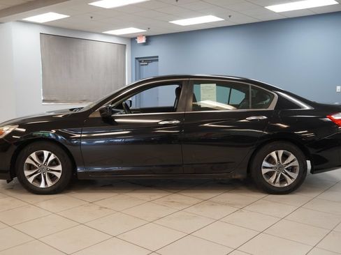 Used 2015 Honda Accord LX image 2