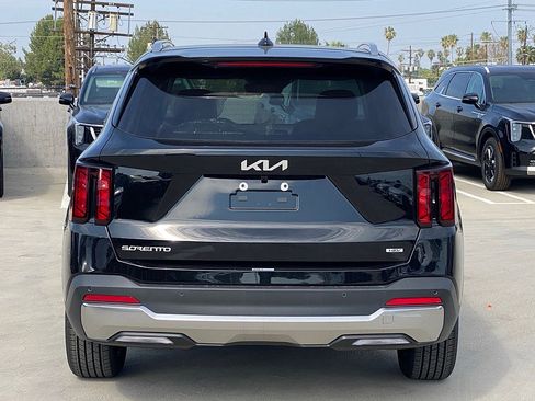 New 2026 Kia Sorento EX FWD image 5