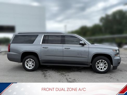 Used 2020 Chevrolet Suburban LT AWD/4WD image 4