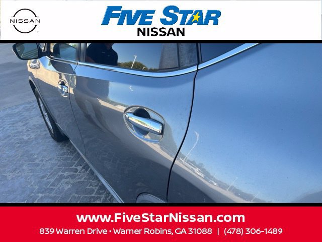 Used 2018 Nissan Rogue SV AWD/4WD image 4