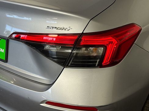 Used 2022 Honda Civic Sport image 34