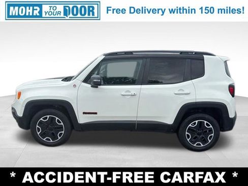 Used 2015 Jeep Renegade Trailhawk w/ Popular Equipment Group AWD/4WD image 2
