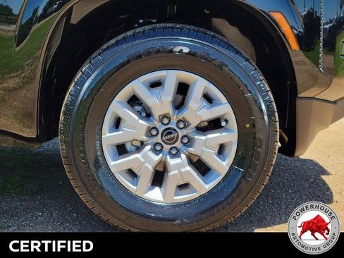 Used 2023 Nissan Frontier SV RWD image 12