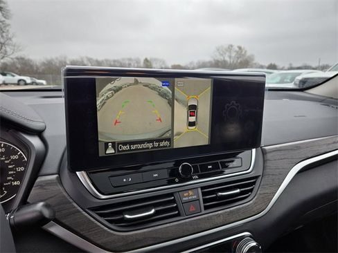 New 2025 Nissan Altima 2.5 SL image 25