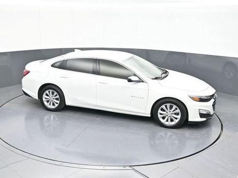 Used 2021 Chevrolet Malibu LT image 59