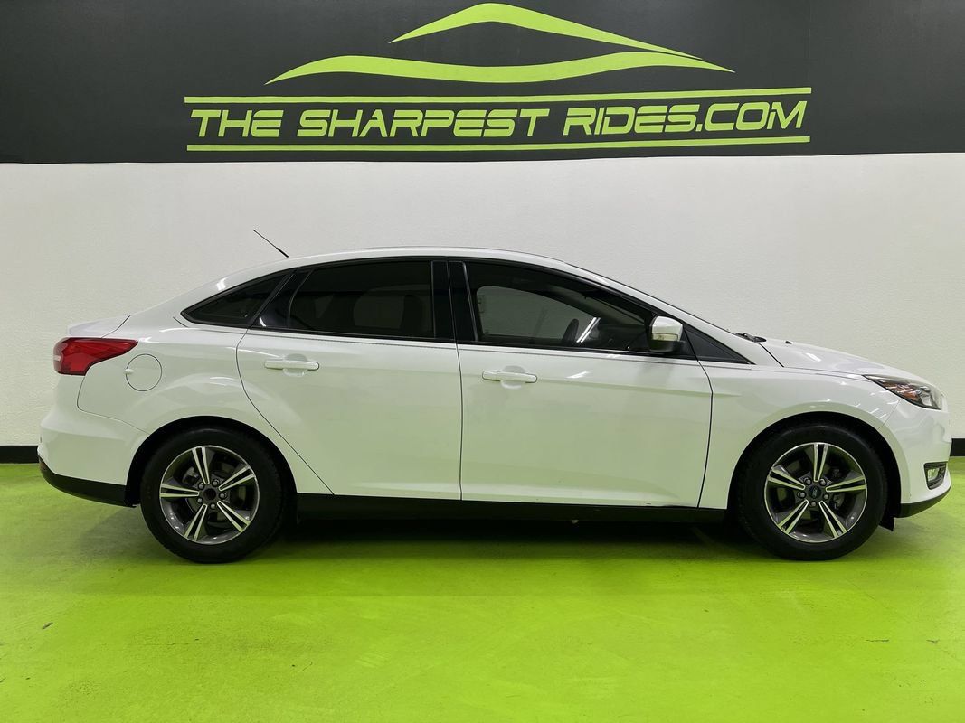 Used 2016 Ford Focus SE FWD image 11