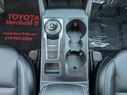 Used 2023 Ford Escape Platinum image 29